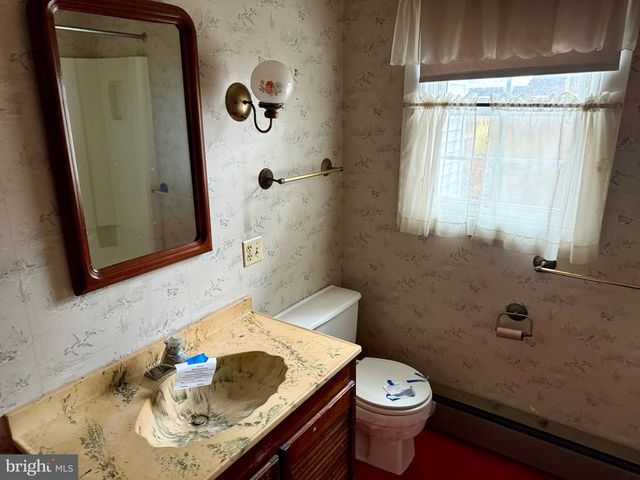 127 HIGHLAND AVE, Pennsville, NJ 08070