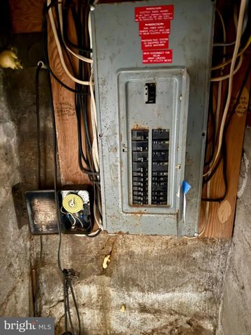 127 HIGHLAND AVE, Pennsville, NJ 08070