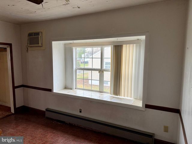 127 HIGHLAND AVE, Pennsville, NJ 08070