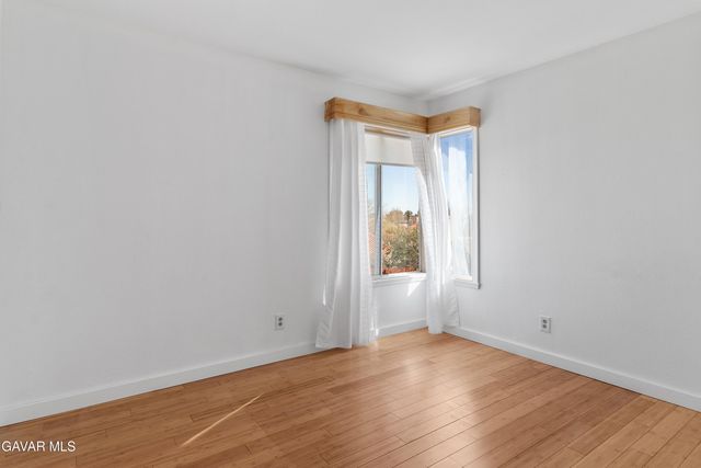 1631 Roseglen Place, Palmdale, CA 93550