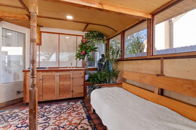 1631 Roseglen Place, Palmdale, CA 93550