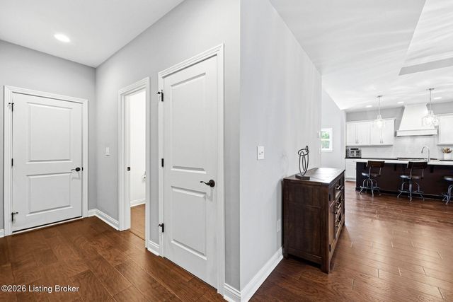 5801 Brentwood Dr, Crestwood, KY 40014
