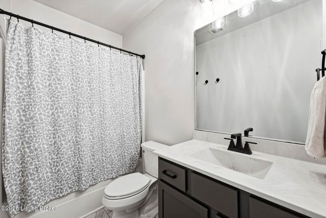 5801 Brentwood Dr, Crestwood, KY 40014