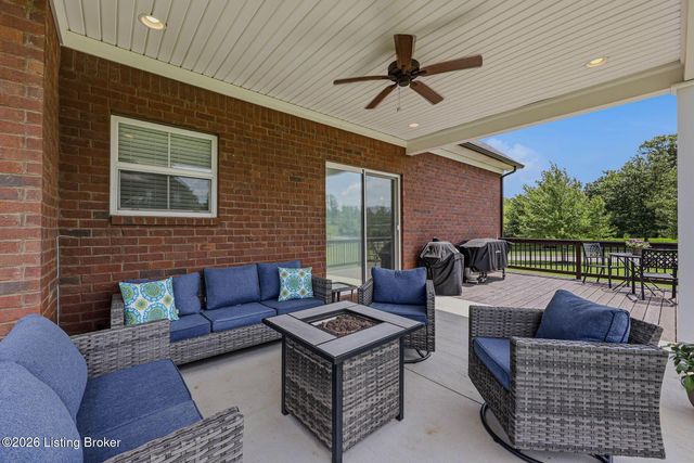 5801 Brentwood Dr, Crestwood, KY 40014