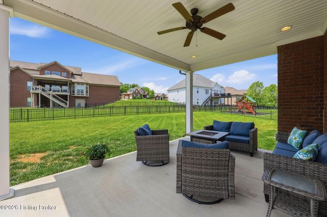 5801 Brentwood Dr, Crestwood, KY 40014