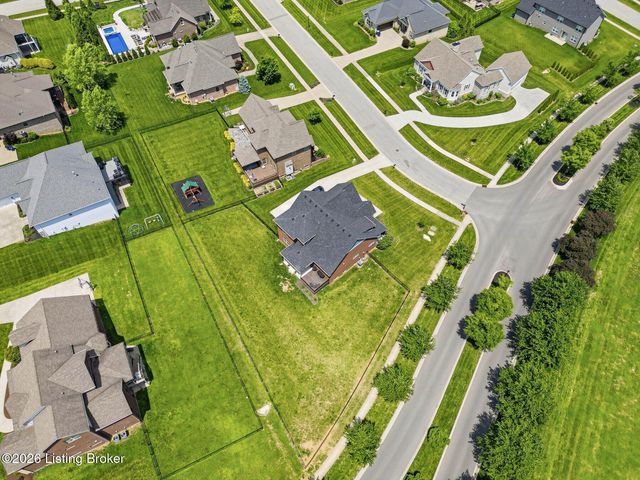 5801 Brentwood Dr, Crestwood, KY 40014