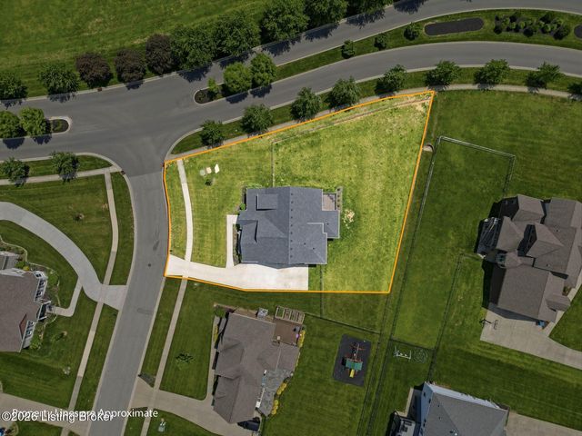 5801 Brentwood Dr, Crestwood, KY 40014
