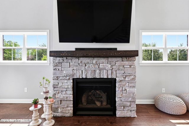 5801 Brentwood Dr, Crestwood, KY 40014