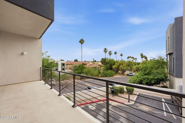 1401 N GRANITE REEF Road 1019, Scottsdale, AZ 85257
