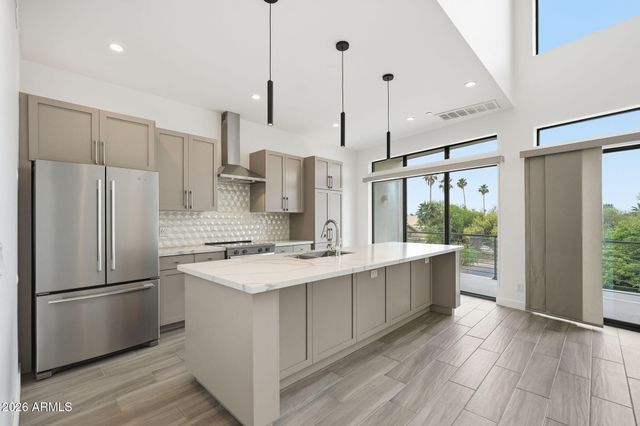 1401 N GRANITE REEF Road 1019, Scottsdale, AZ 85257