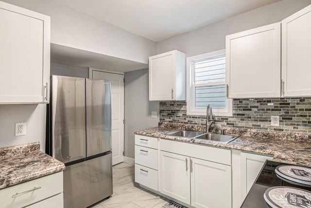 769 Randolph Street, Leoni Twp, MI 49203