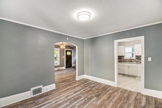 769 Randolph Street, Leoni Twp, MI 49203