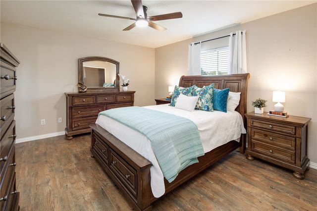 4325 Spring Garden Drive, College Station, TX 77845