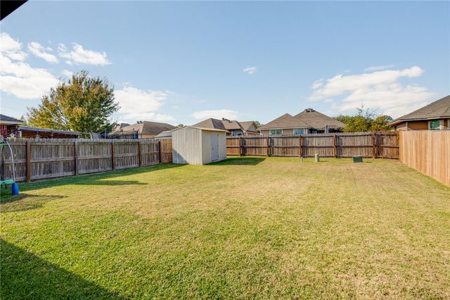 4325 Spring Garden Drive, College Station, TX 77845