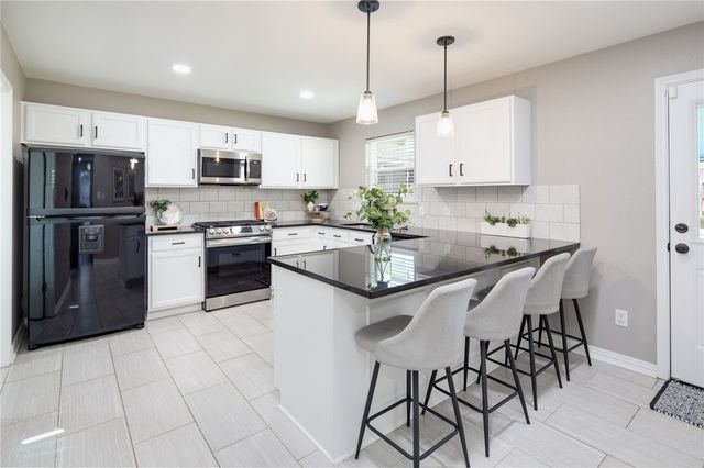 4325 Spring Garden Drive, College Station, TX 77845