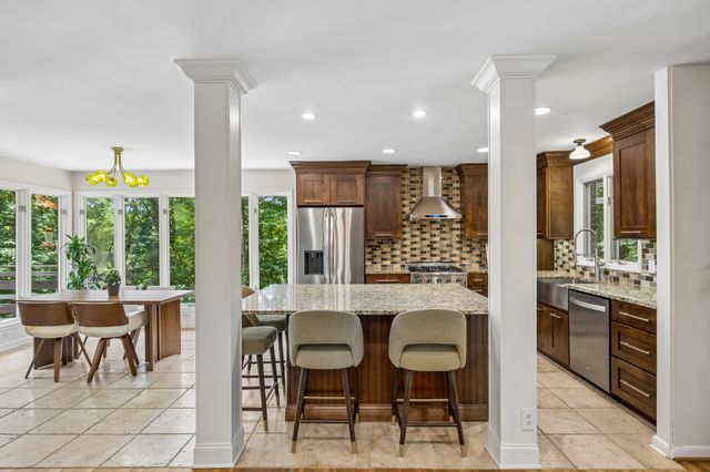1214 Brentwood Ln, Brentwood, TN 37027