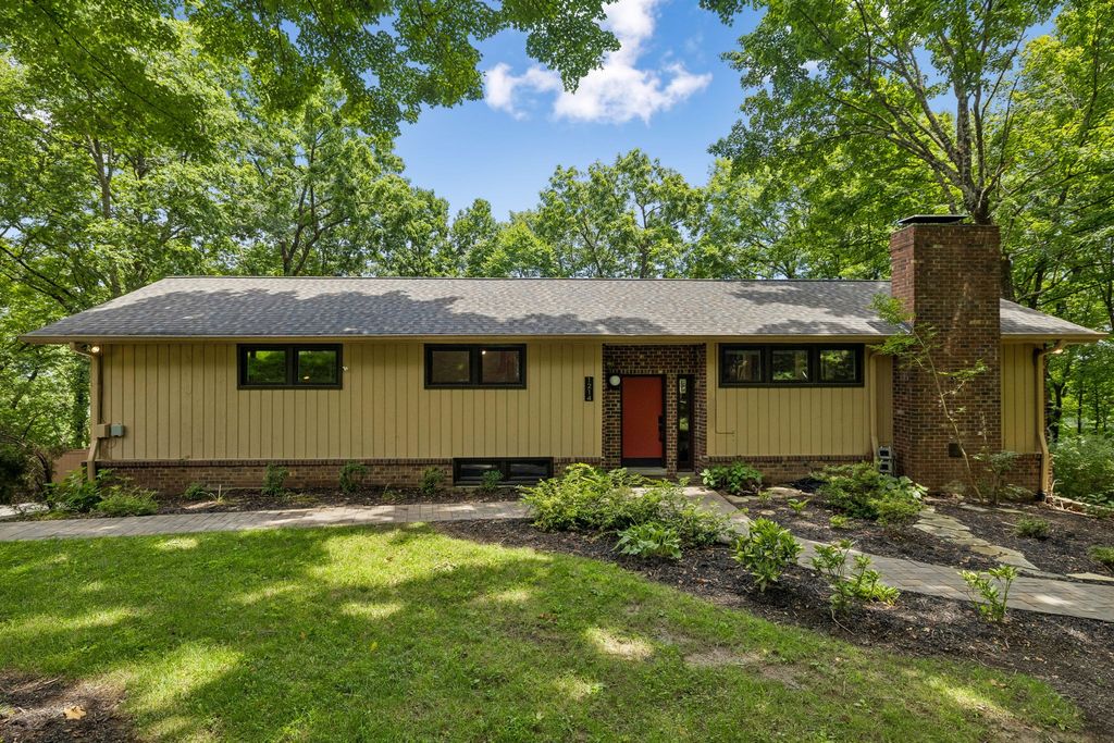 1214 Brentwood Ln, Brentwood, TN 37027