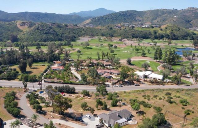 3369 Dehesa Road, El Cajon, CA 92019