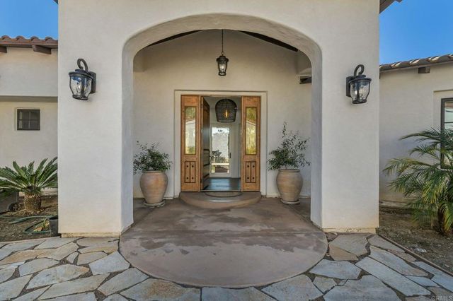 3369 Dehesa Road, El Cajon, CA 92019