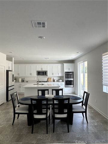 16746 Fern Pine, Fontana, CA 92336