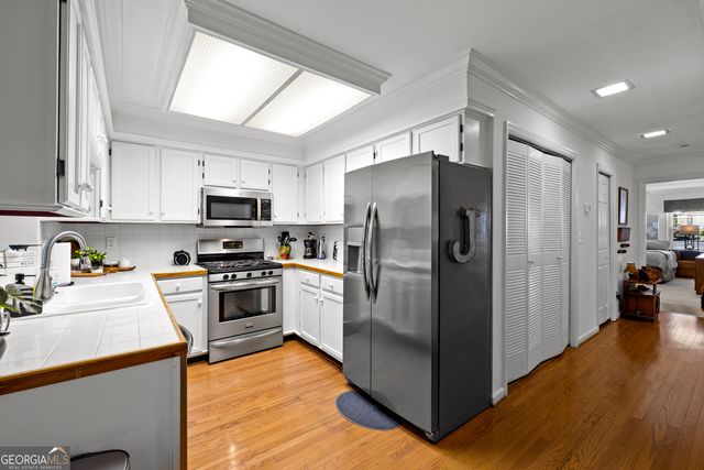 801 Ridgelake Drive, Peachtree City, GA 30269