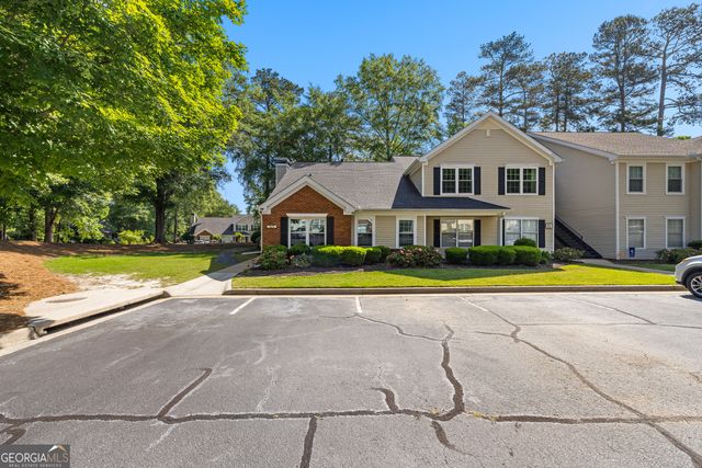 801 Ridgelake Drive, Peachtree City, GA 30269