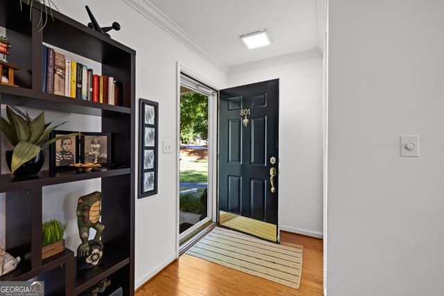 801 Ridgelake Drive, Peachtree City, GA 30269
