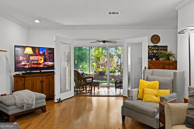 801 Ridgelake Drive, Peachtree City, GA 30269