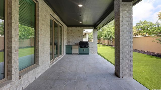 38 Enia Circle, San Antonio, TX 78257