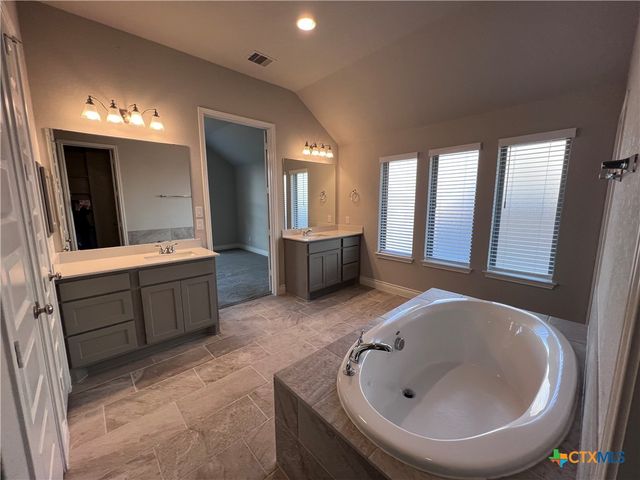 535 Orchard Way, New Braunfels, TX 78132