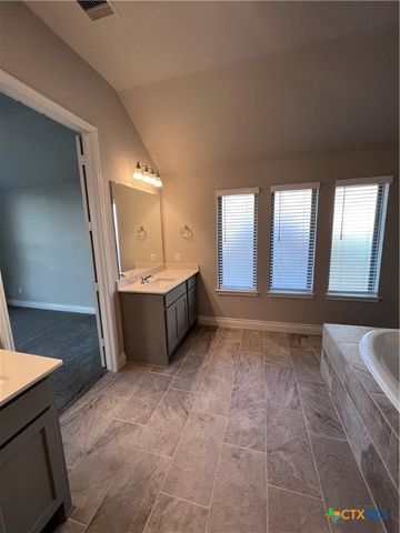 535 Orchard Way, New Braunfels, TX 78132