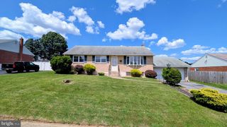 2505 FAULKLAND RD, Wilmington, DE 19808