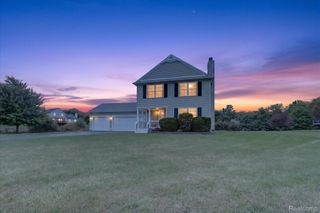 12443 Peabody Drive, Tyrone Township, MI 48430