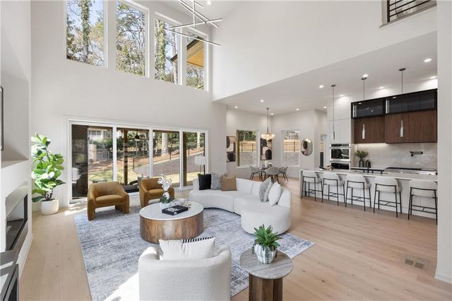 626 Pauley Place, Sandy Springs, GA 30328