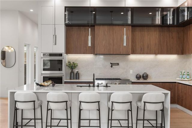 626 Pauley Place, Sandy Springs, GA 30328