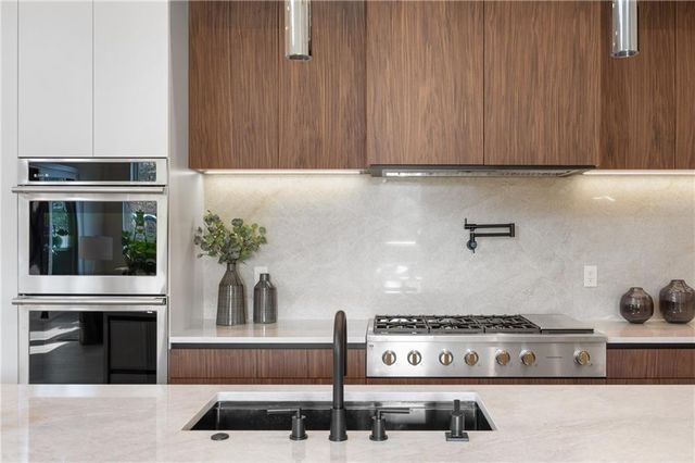 626 Pauley Place, Sandy Springs, GA 30328