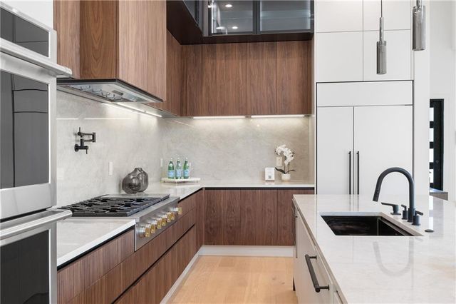 626 Pauley Place, Sandy Springs, GA 30328