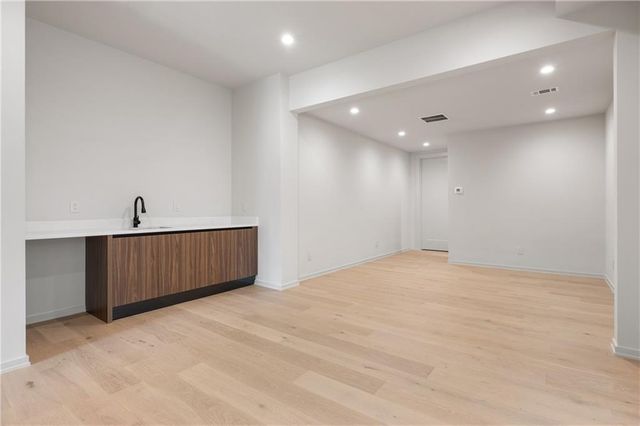 626 Pauley Place, Sandy Springs, GA 30328