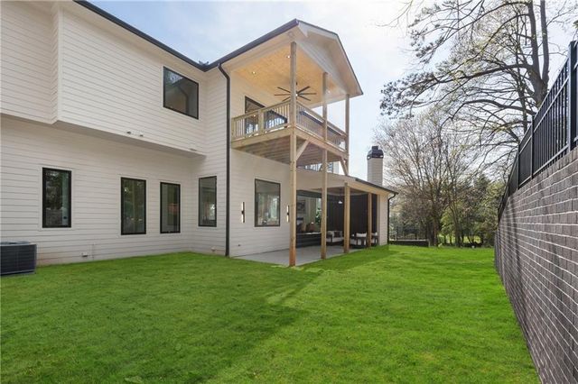 626 Pauley Place, Sandy Springs, GA 30328