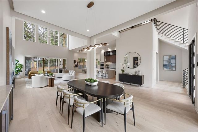 626 Pauley Place, Sandy Springs, GA 30328