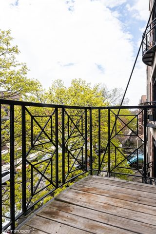 906 W Barry Avenue 3, Chicago, IL 60657
