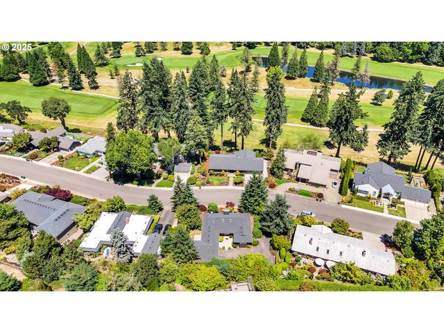 3532 AUGUSTA NATIONAL Dr, Salem, OR 97302