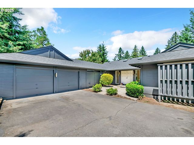 3532 AUGUSTA NATIONAL Dr, Salem, OR 97302