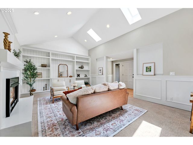 3532 AUGUSTA NATIONAL Dr, Salem, OR 97302