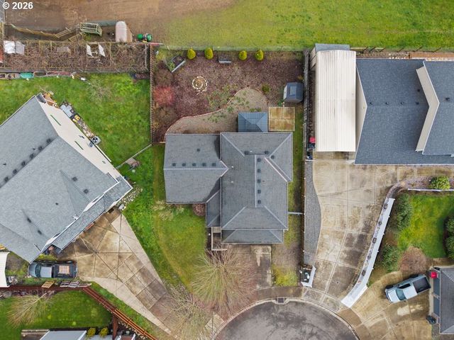 1010 E 2ND St, Yamhill, OR 97148