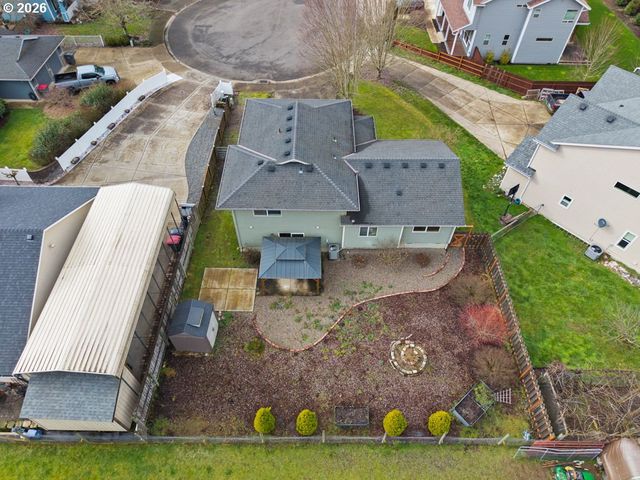 1010 E 2ND St, Yamhill, OR 97148