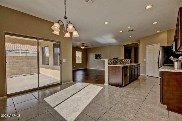 3860 S ASHLEY Drive, Chandler, AZ 85286