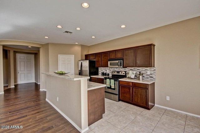 3860 S ASHLEY Drive, Chandler, AZ 85286