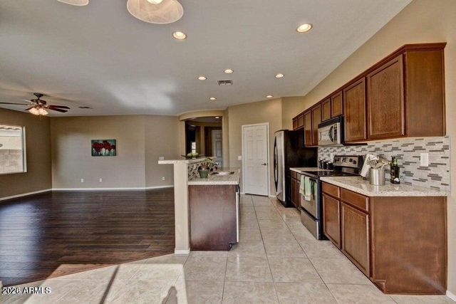 3860 S ASHLEY Drive, Chandler, AZ 85286