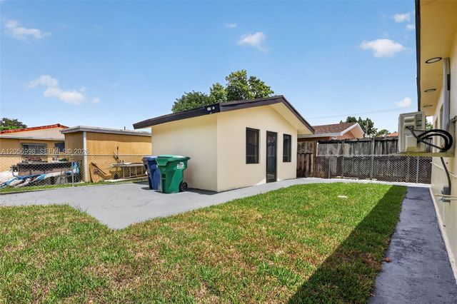 2216 SW 62nd Ave, Miami, FL 33155